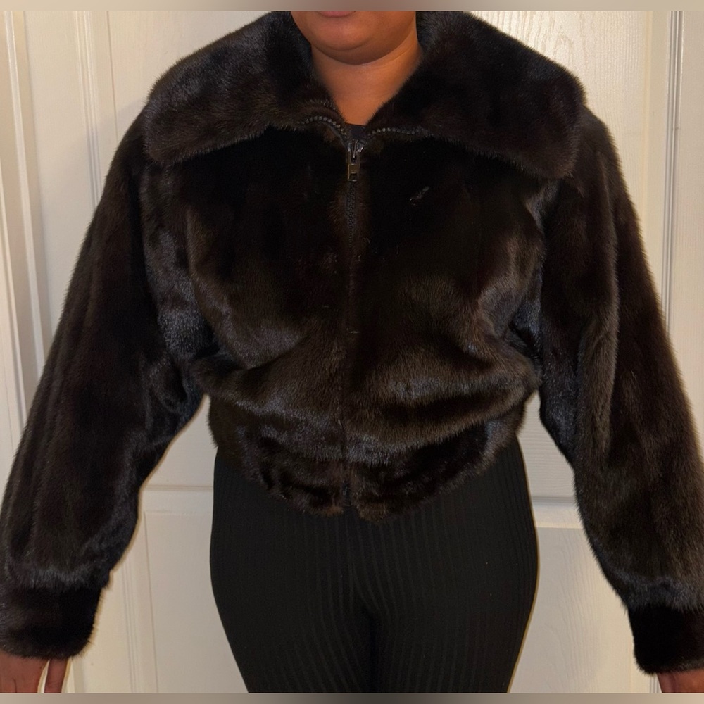 Women's Ranch Mink Coat - Picture 5 of 9